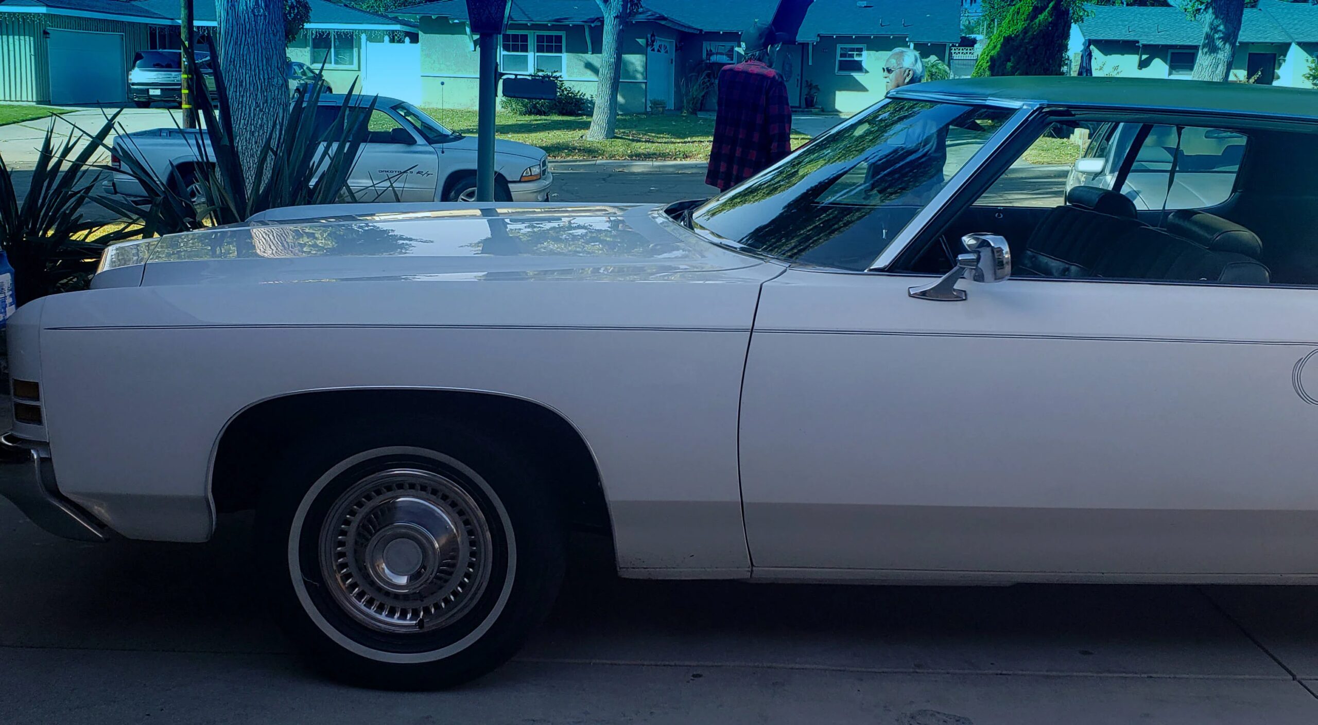 Chevrolet-Impala-sedan-1972-White-Green-9