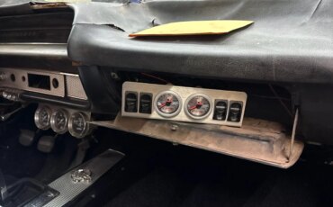 Chevrolet-Impala-ss-1963-Red-Black-4