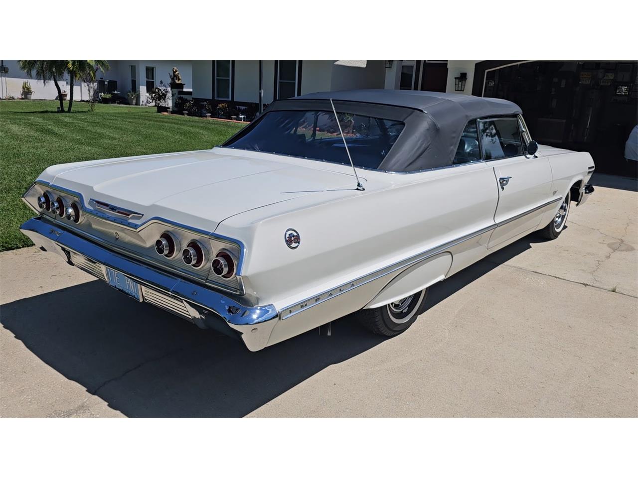 Chevrolet-Impala-ss-1963-White-Black-14
