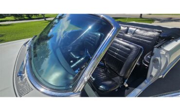 Chevrolet-Impala-ss-1963-White-Black-22