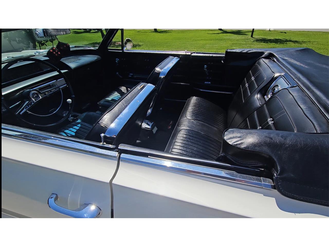 Chevrolet-Impala-ss-1963-White-Black-25