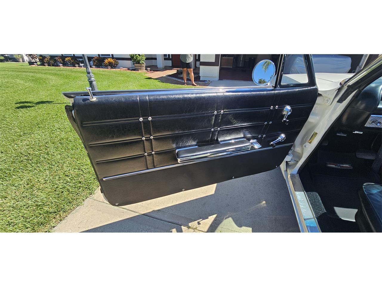 Chevrolet-Impala-ss-1963-White-Black-40