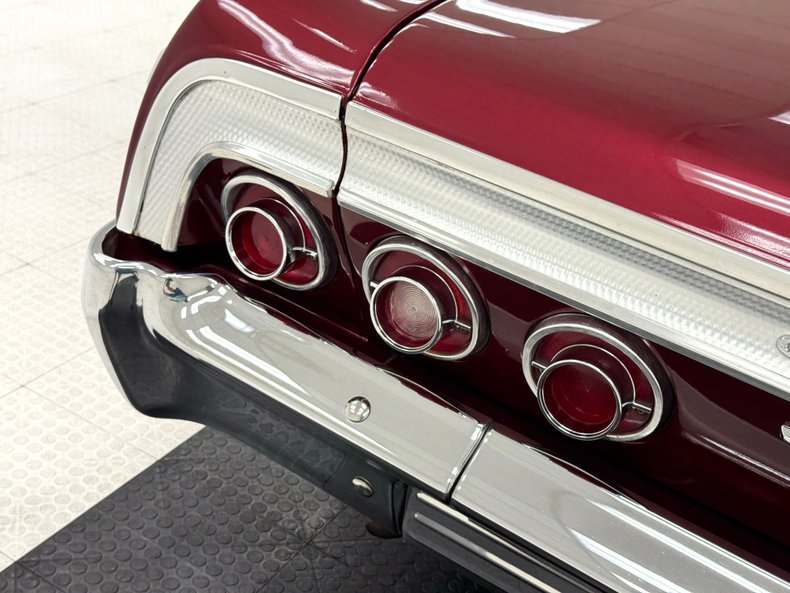 Chevrolet-Impala-ss-1964-Maroon-Metallic-Black-19