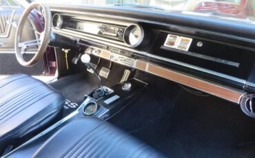 Chevrolet-Impala-ss-1965-MARION-MAROON-BLACK-4
