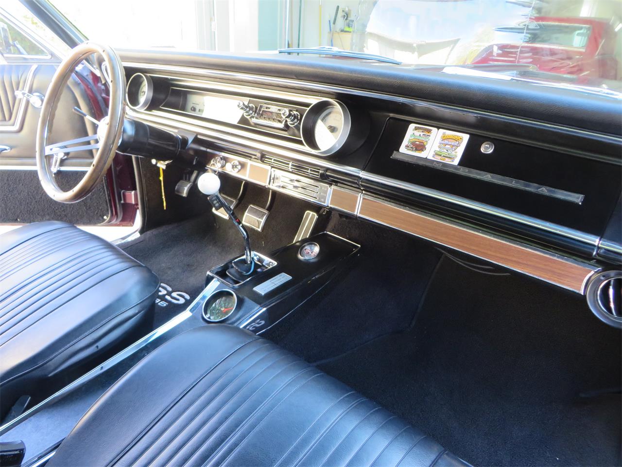 Chevrolet-Impala-ss-1965-MARION-MAROON-BLACK-4