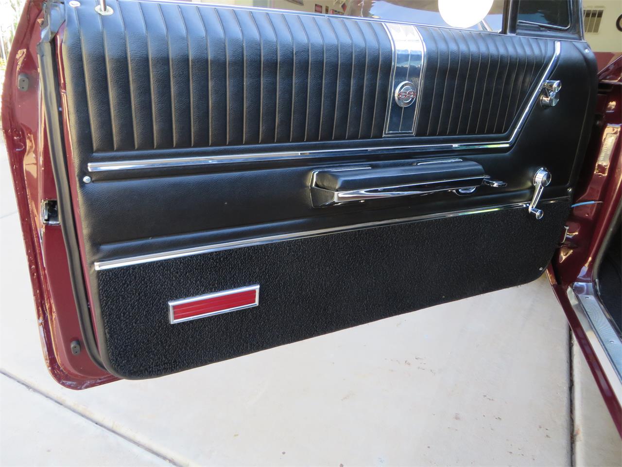 Chevrolet-Impala-ss-1965-MARION-MAROON-BLACK-50