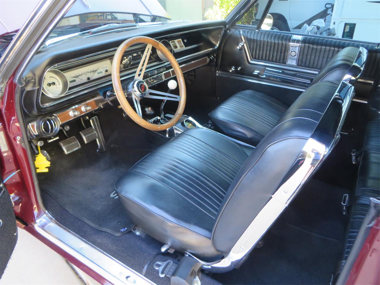 Chevrolet-Impala-ss-1965-MARION-MAROON-BLACK-51