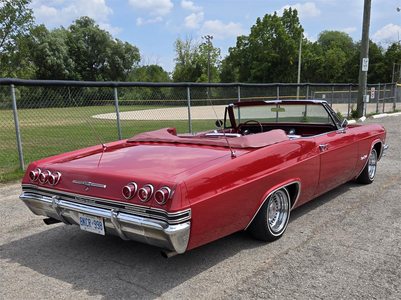 Chevrolet-Impala-ss-1965-Regal-Red-Red-4