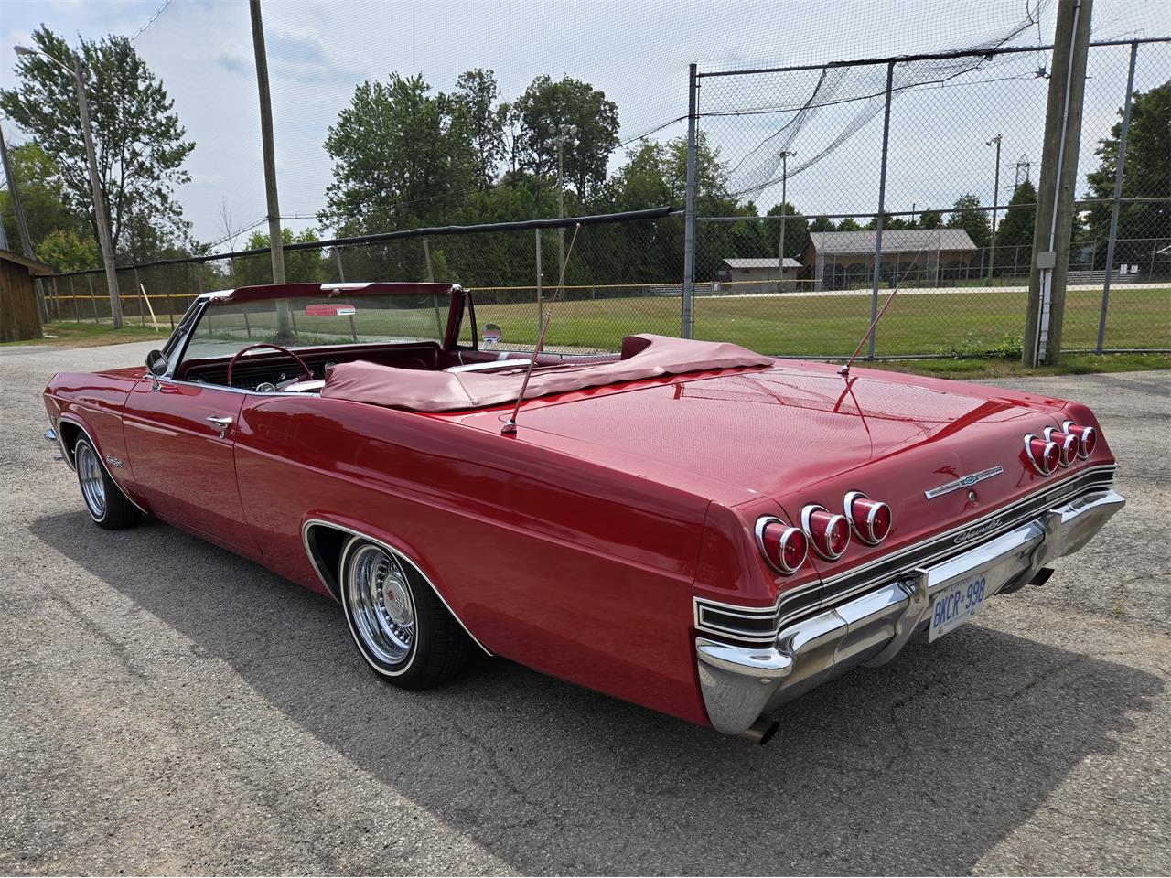 Chevrolet-Impala-ss-1965-Regal-Red-Red-8