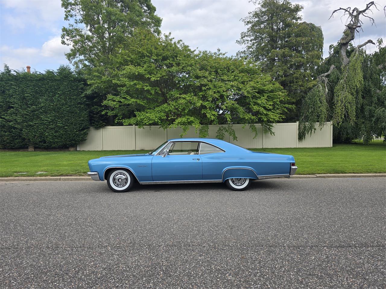 Chevrolet-Impala-ss-1966-MARINA-BLUE-WHITE-10