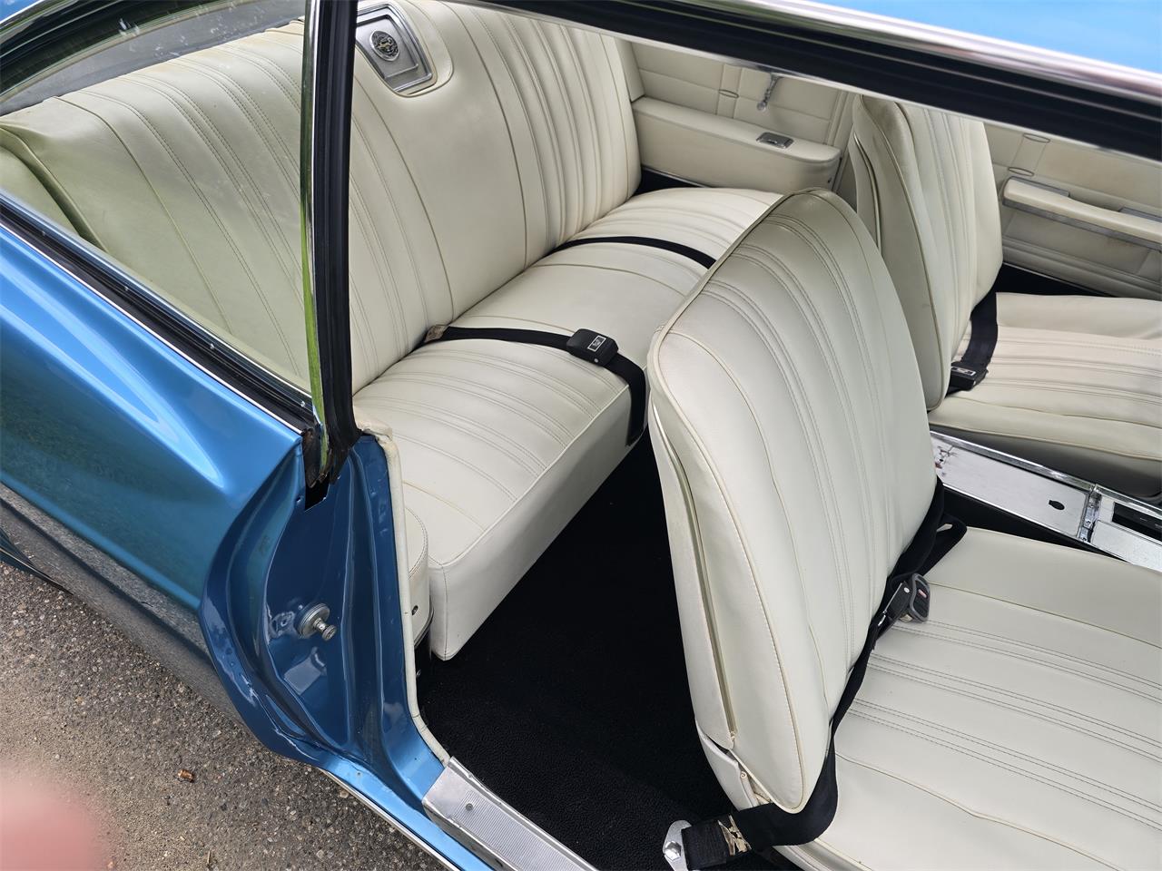 Chevrolet-Impala-ss-1966-MARINA-BLUE-WHITE-17