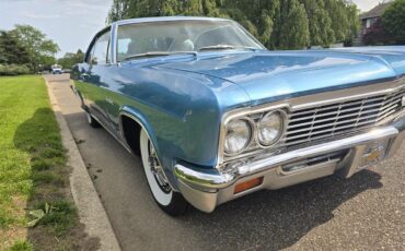 Chevrolet-Impala-ss-1966-MARINA-BLUE-WHITE-3