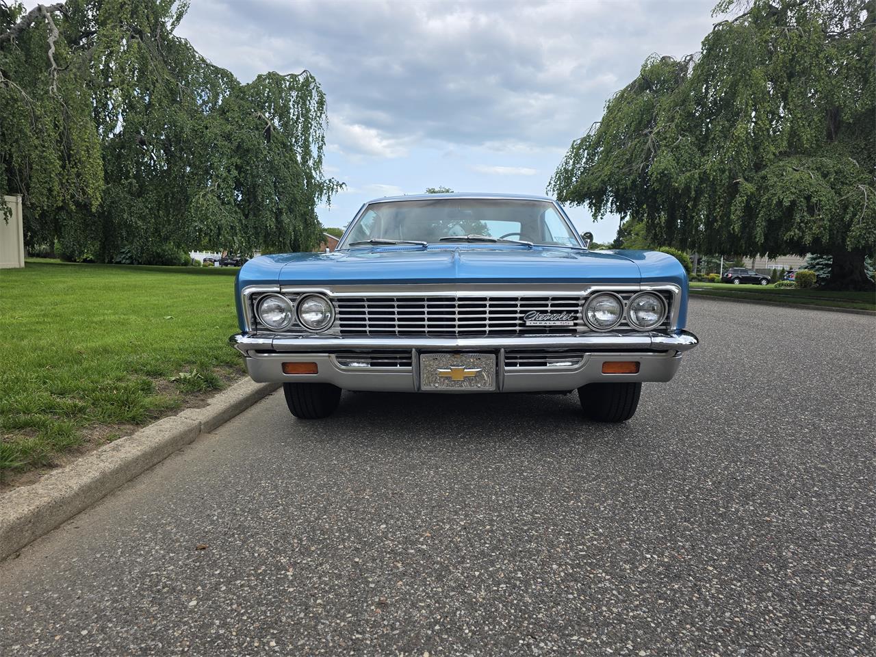 Chevrolet-Impala-ss-1966-MARINA-BLUE-WHITE-8