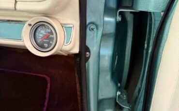 Chevrolet-Impala-ss-1966-Turquoise-White-2