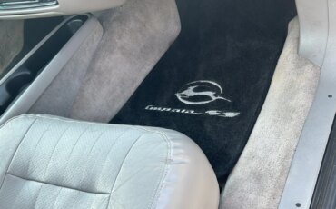 Chevrolet-Impala-ss-1995-Black-Gray-12