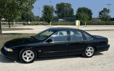 Chevrolet-Impala-ss-1995-Black-Gray