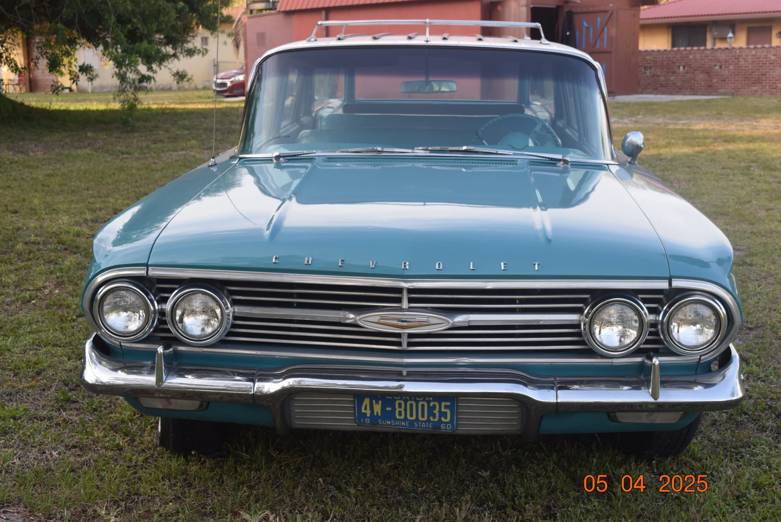 Chevrolet-Impala-wagon-1960-Blue-Blue-1