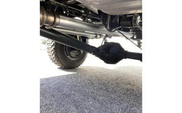 Chevrolet-K-20-1986-White-Black-5