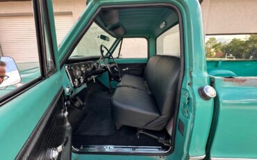 Chevrolet-K10-1972-Standard-Cab-Pickup-17