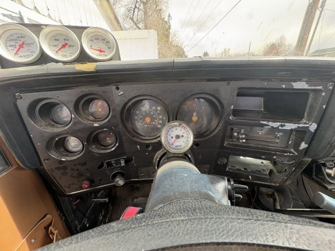 Chevrolet-K10-1976-7