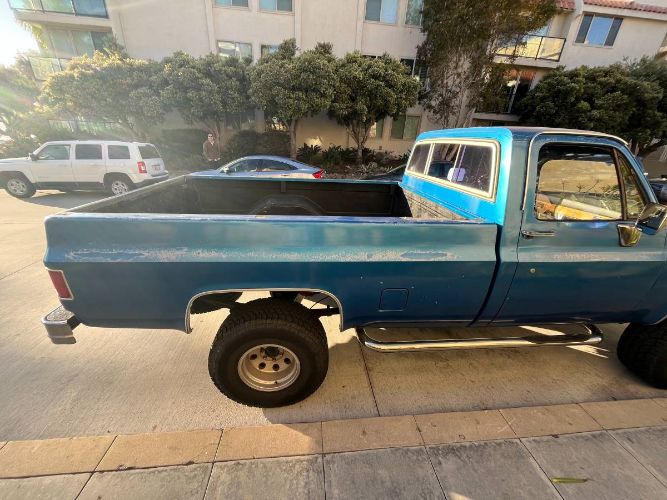 Chevrolet-K10-1983-Blue-1
