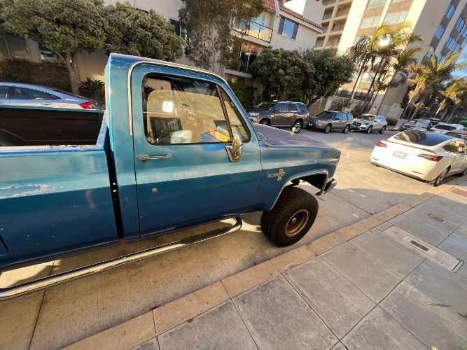 Chevrolet-K10-1983-Blue-11