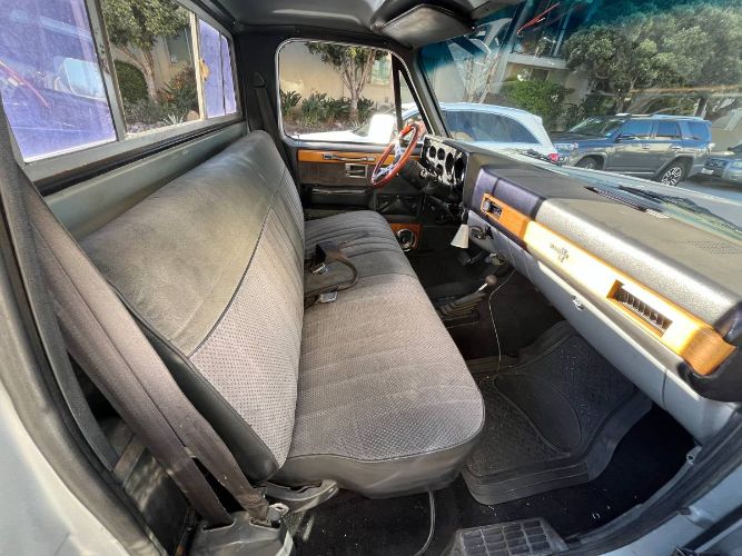 Chevrolet-K10-1983-Blue-2