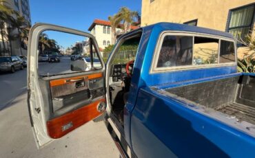 Chevrolet-K10-1983-Blue