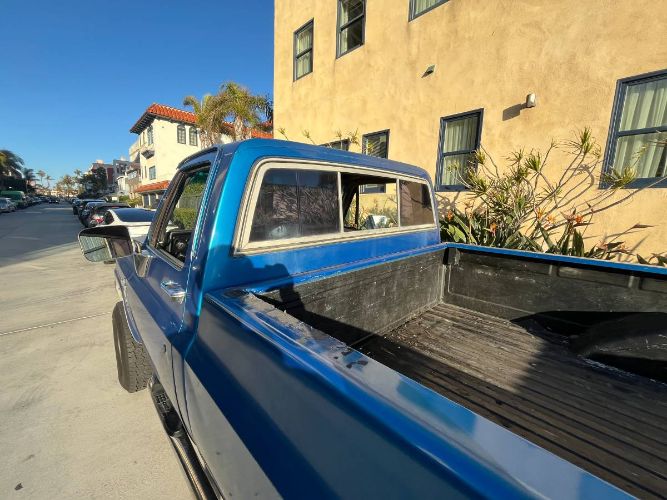 Chevrolet-K10-1983-Blue-7