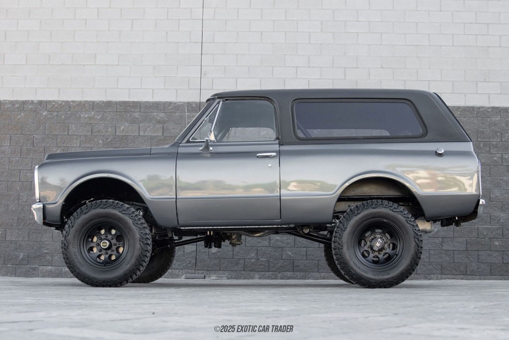 Chevrolet-K5-Blazer-1971-Other-2