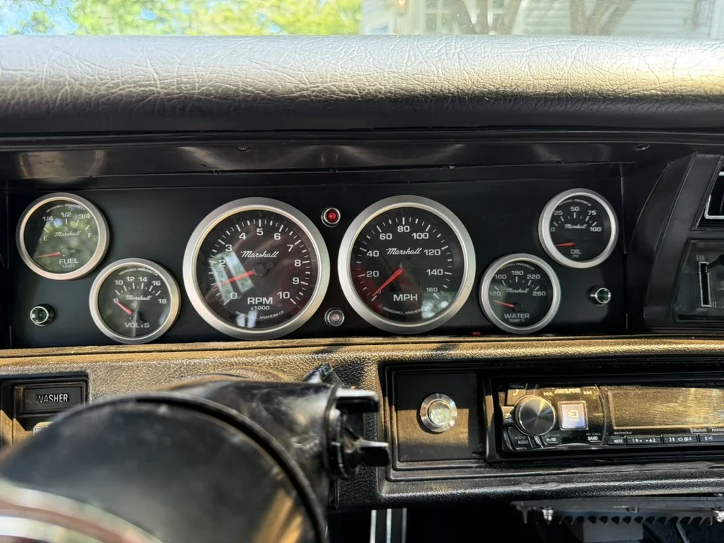Chevrolet-Malibu-classic-coupe-1971-Black-Black-7