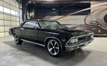 Chevrolet-Malibu-coupe-1966-Black-White-10