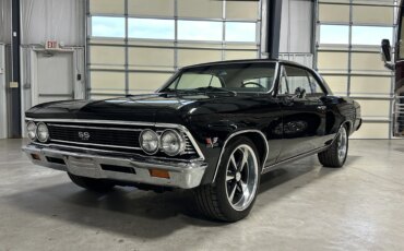 Chevrolet-Malibu-coupe-1966-Black-White-13