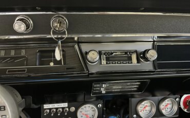 Chevrolet-Malibu-coupe-1966-Black-White-16