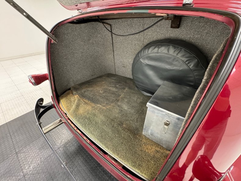 Chevrolet-Master-deluxe-1938-Ruby-Red-Metallic-Gray-30