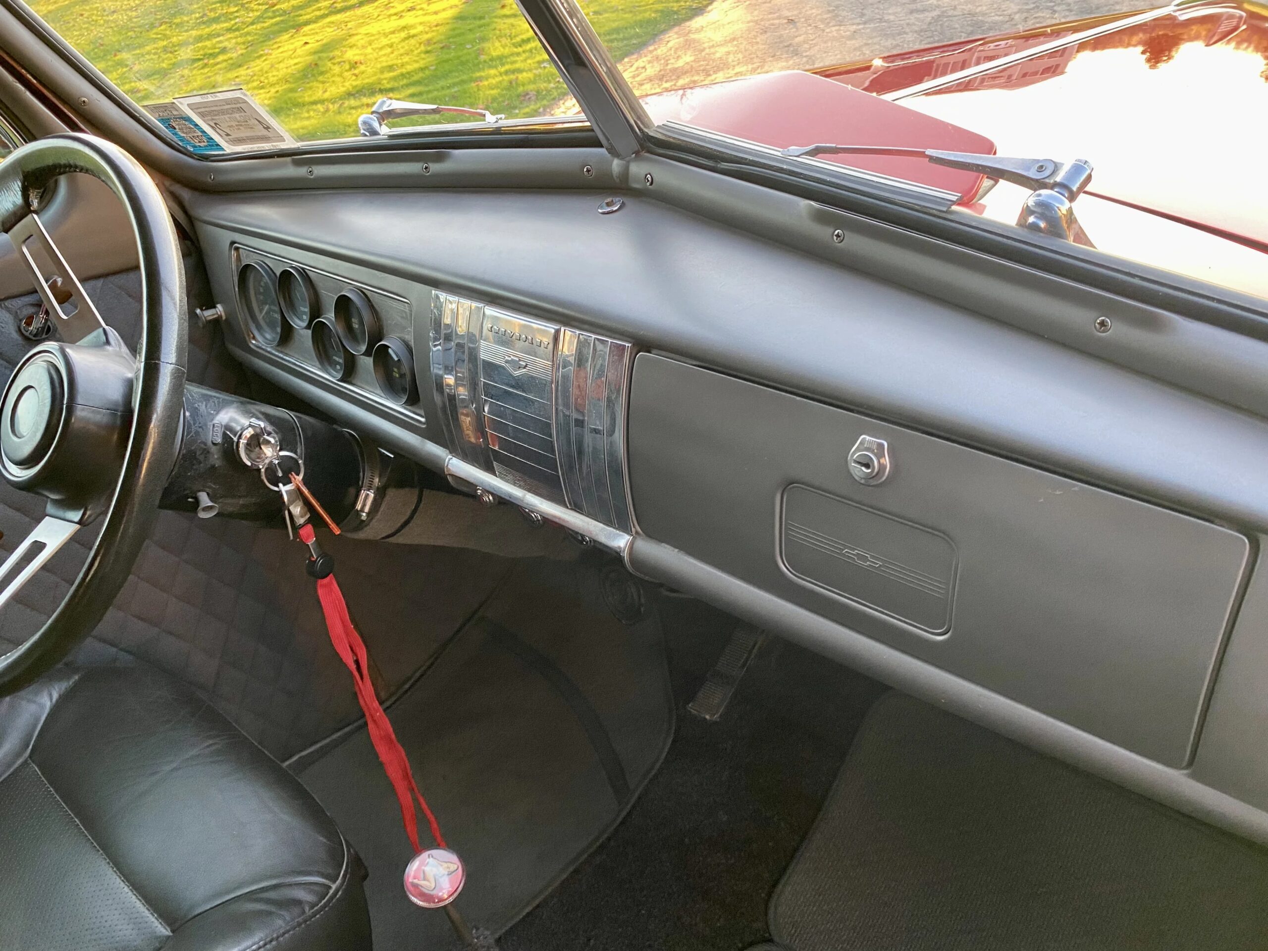 Chevrolet-Master-deluxe-1939-Red-Red-44