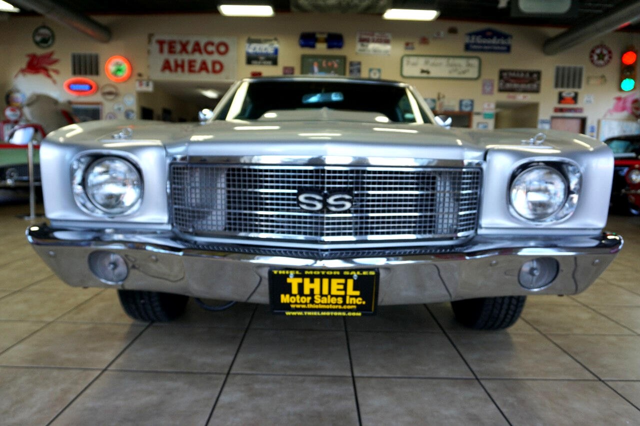 Chevrolet-Monte-Carlo-1970-Classic-Car-11
