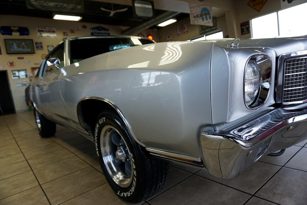 Chevrolet-Monte-Carlo-1970-Classic-Car-12