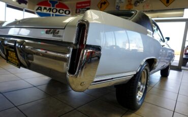 Chevrolet-Monte-Carlo-1970-Classic-Car-16