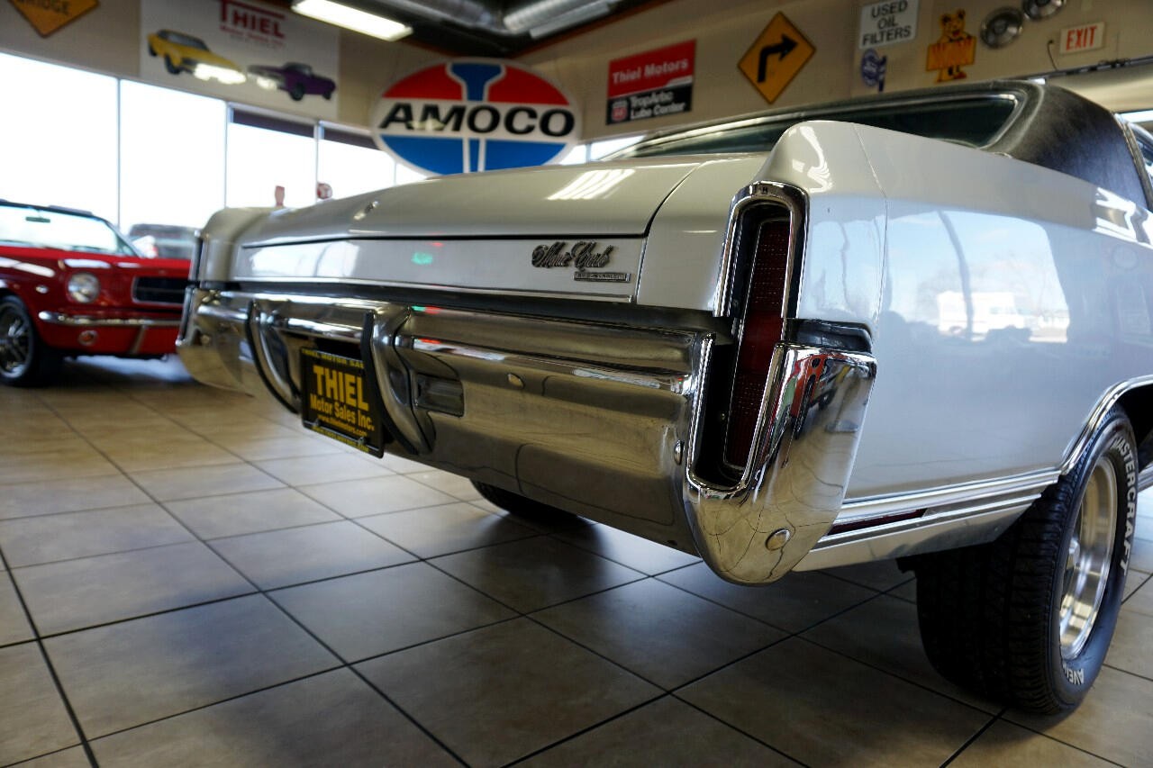 Chevrolet-Monte-Carlo-1970-Classic-Car-18