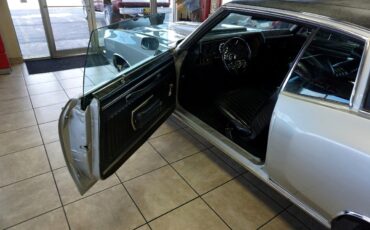 Chevrolet-Monte-Carlo-1970-Classic-Car-19