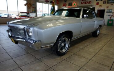 Chevrolet-Monte-Carlo-1970-Classic-Car-32