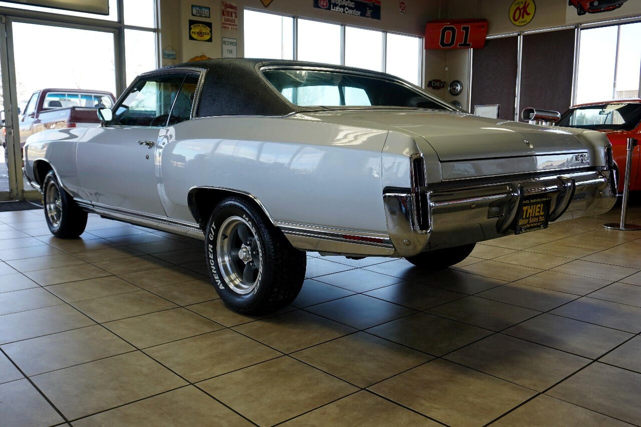 Chevrolet-Monte-Carlo-1970-Classic-Car-36
