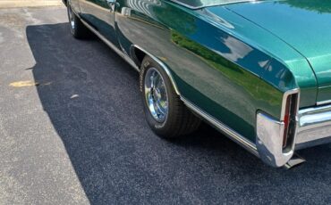 Chevrolet-Monte-Carlo-1970-Coupe-2