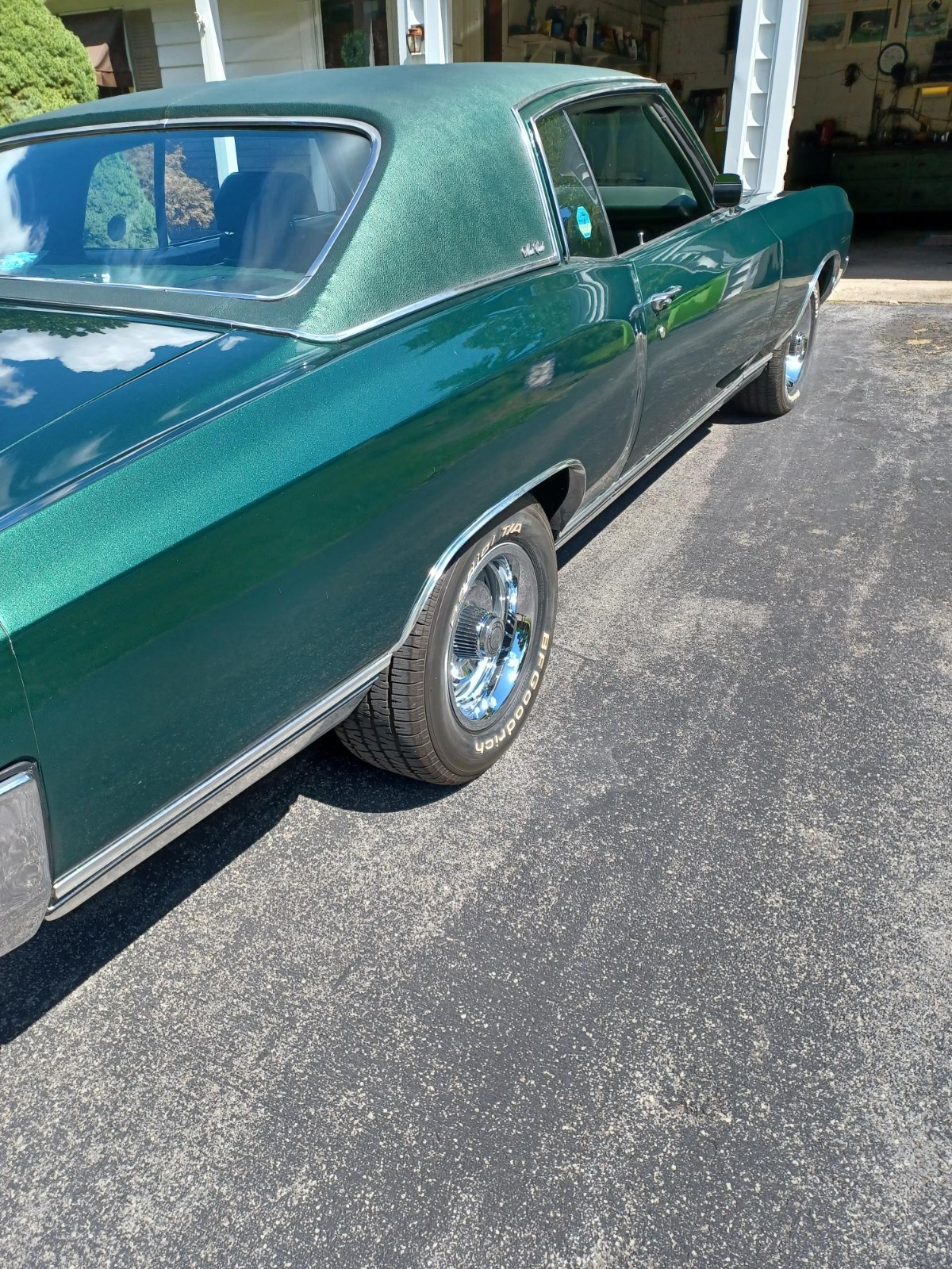 Chevrolet-Monte-Carlo-1970-Coupe-4