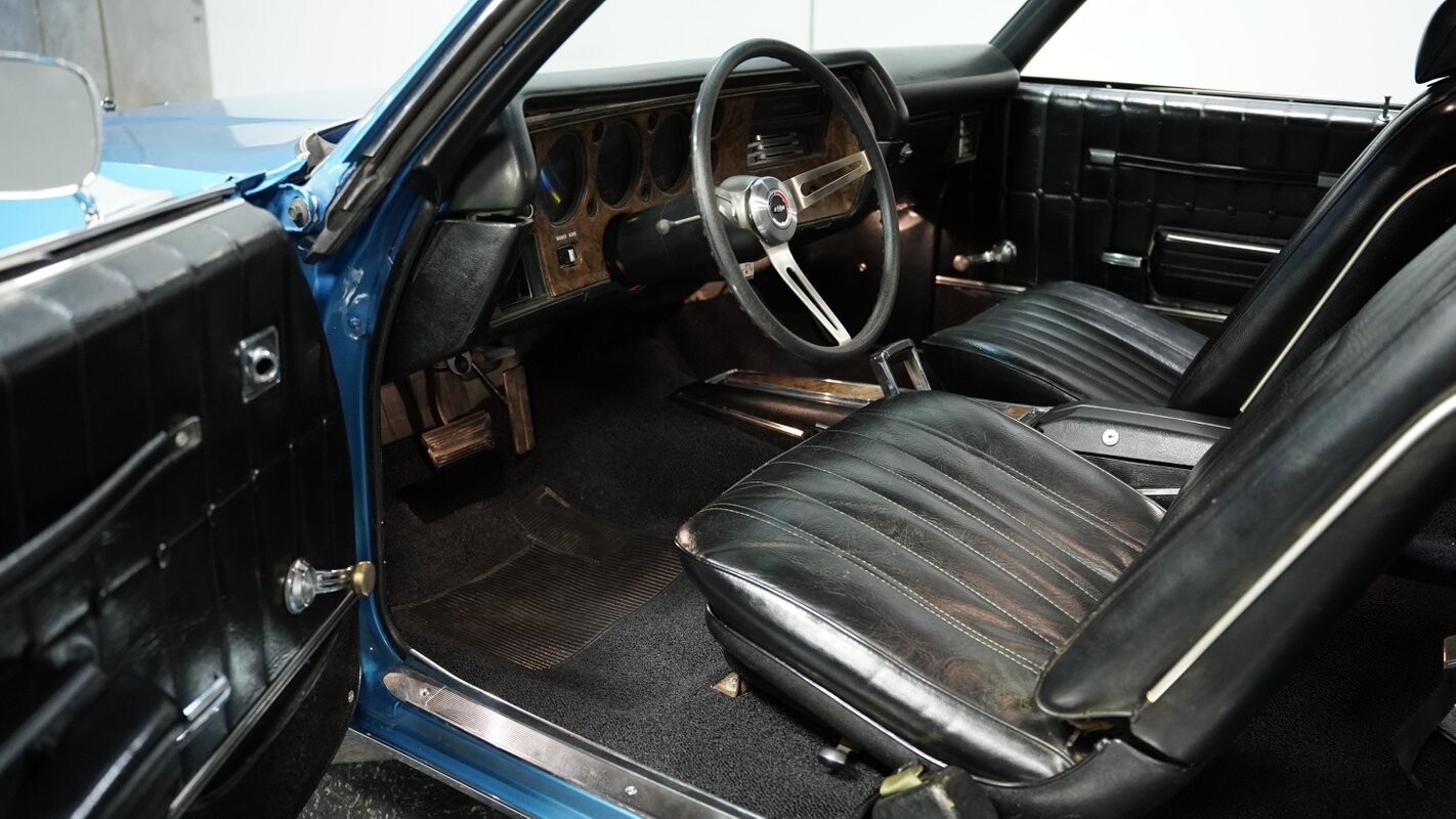 Chevrolet-Monte-Carlo-1971-Hardtop-4