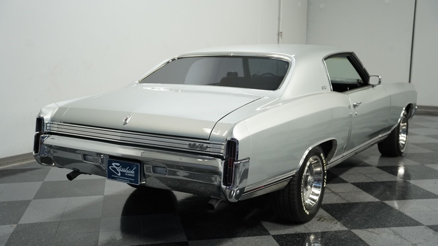 Chevrolet-Monte-Carlo-1972-Coupe-10