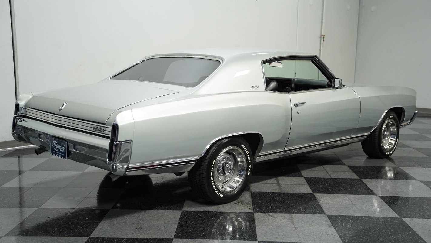 Chevrolet-Monte-Carlo-1972-Coupe-11