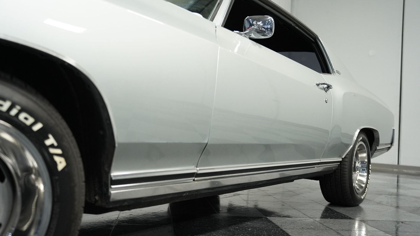 Chevrolet-Monte-Carlo-1972-Coupe-18