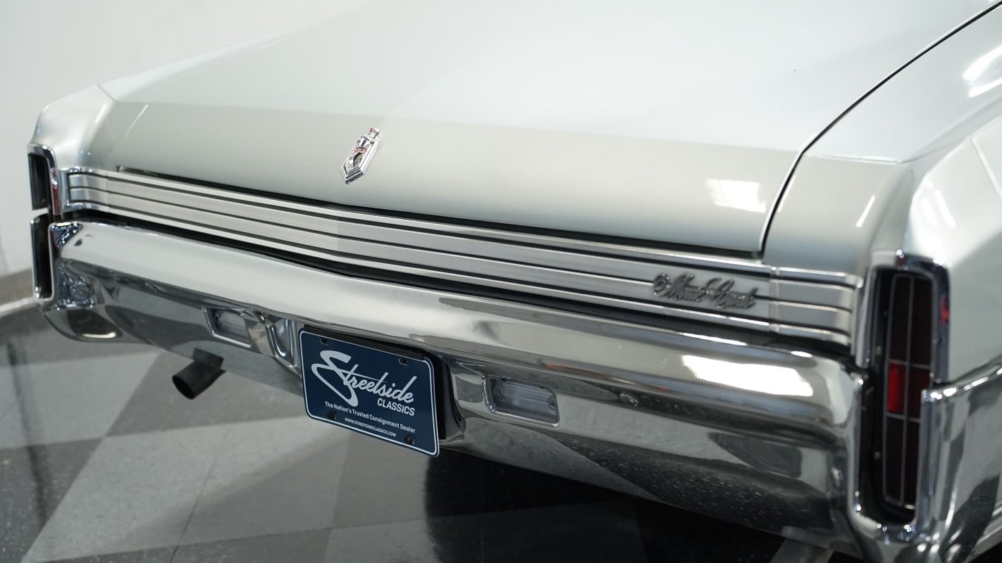 Chevrolet-Monte-Carlo-1972-Coupe-21